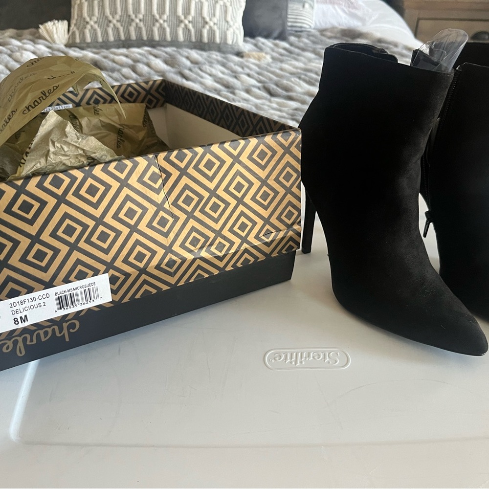 Suede Charles black booties Sz 8